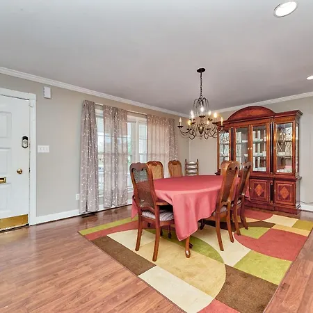 Luxury Home 5 Bedroom 3 Ba Near Beaches And Venues Hampton Exterior photo
