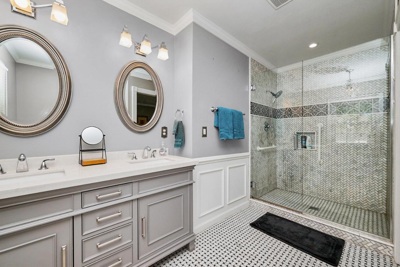 Luxury 5 Bedroom 3 Ba Near Beaches And Venues